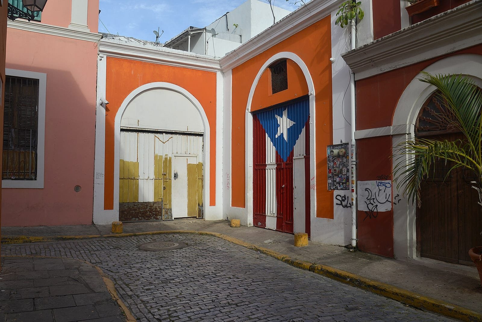 Puerto Rico — Corner of calle de la virtud and calle imperial viejo san juan puerto rico 2021-08-08 17-20-13 1.jpg